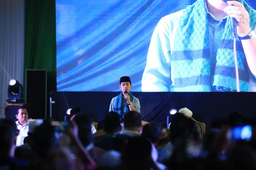 Gubernur Herman Deru Bangga Ponpes Bahrul Ulum Jadi Ruang Sinergi Pendidikan Agama dan Modern