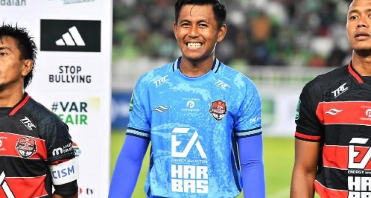 Kiper Persekat Tegal, Dimas Fani Firmansyah, Raih Player of The Week Berkat Aksi Gemilang