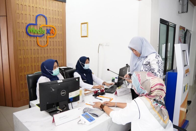 KAI Divre IV Tanjungkarang Mantapkan Komitmen Layanan Kesehatan Lewat Klinik Mediska. Foto: viralsumsel.com
