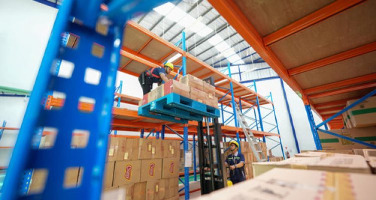 KAI Logistik Bangun Gudang Modern Seluas 1.451 m² di Cirebon. Foto : viralsumsel.com