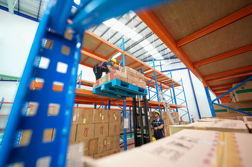 KAI Logistik Bangun Gudang Modern Seluas 1.451 m² di Cirebon. Foto : viralsumsel.com