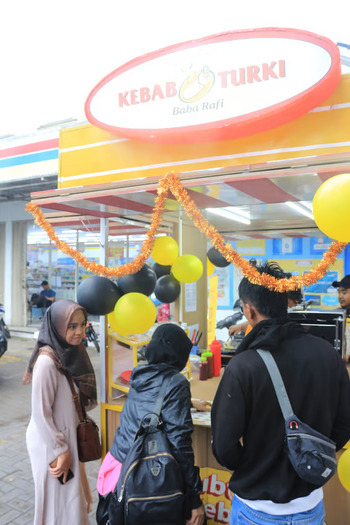 Kebab Turki Baba Rafi. Foto : viralsumsel.com