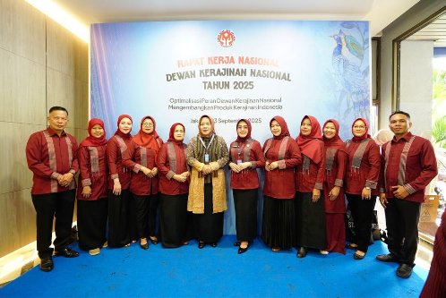 Ketua Dekranasda Kota Prabumulih Hj. Linda Apriana Arlan