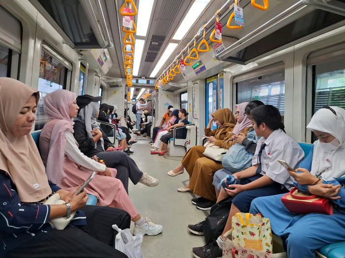 LRT Sumsel Terus Tingkatkan Pelayanan Dukung Mobilitas Masyarakat Palembang. Foto: viralsumsel.com
