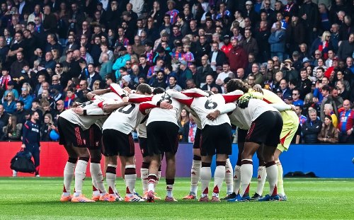 Hasil dan Klasemen Liga Inggris 2025/2026: Liverpool Kukuh di Puncak, Arsenal Tempel Ketat