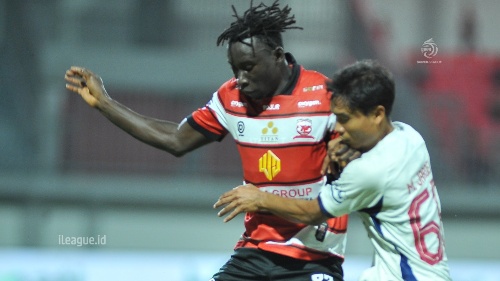 Madura United Masih Percaya Balotelli Meski Belum Cetak Gol di BRI Super League 2025/26
