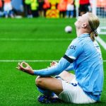 Erling Haaland penyerang Manchester City selebrasi usai cetak gol ke gawang Manchester United pada laga Liga Inggris di Stadion Etihad, Minggu (14/9) malam WIB. Foto : igcity