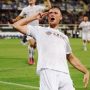 Napoli Rebut Puncak Klasemen Serie A Usai Tumbangkan Fiorentina 3-1
