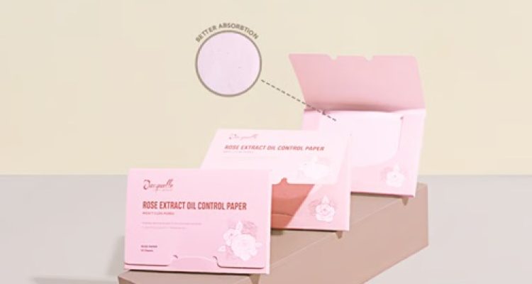 Mitos atau Fakta? Oil Control Paper Bisa Bikin Pori-Pori Tersumbat?