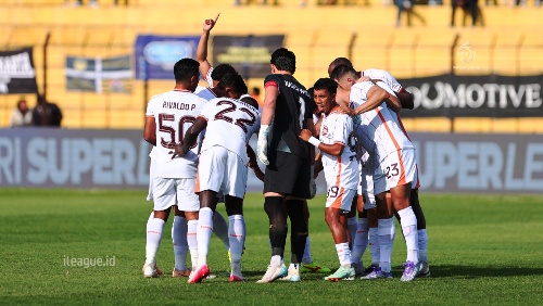 Pesut Etam Kukuh di Puncak Klasemen, Borneo FC Mantap dengan Start Sempurna