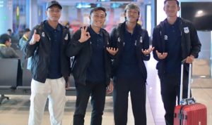 Sumsel United membawa kekuatan 23 pemain menghadapi laga tandang di markas PSMS Medan dalam lanjutan kompetisi Pegadaian Championship 2025/26 pekan ketiga. Rencananya, Laskar Juaro akan bertolak dari Bandara Sultan Mahmud Badaruddin II Palembang menuju Kualanamu, Medan pada Kamis (25/9/2025) sore ini. Keberangkatan tim lebih awal ini diharapkan membuat pemain memiliki masa istirahat dan recovery yang lebih lama. Sebelum melakoni pertandingan, Minggu (28/9/2025) pukul 19.00 WIB di Stadion Utama Sumatera Utara.