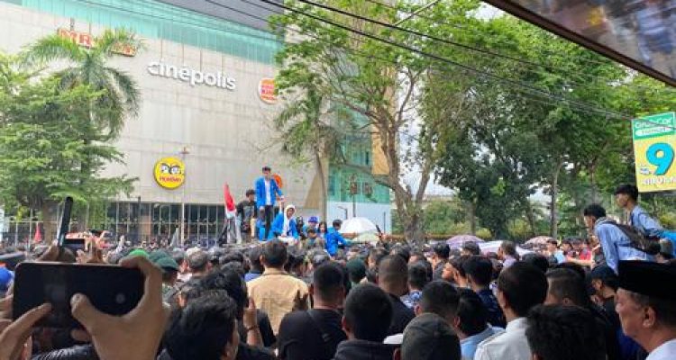 Ratu Dewa Apresiasi Mahasiswa dan Aparat yang Segenap Hati Menjaga Ketertiban Demonstrasi