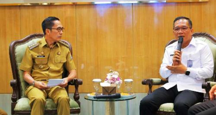 Ratu Dewa Sambut Baik Inisiasi Kepala Lapas Kelas I Palembang Pembagian Bibit Kelapa Serentak dan Peresmian Balai Kerja Ketahanan Pangan