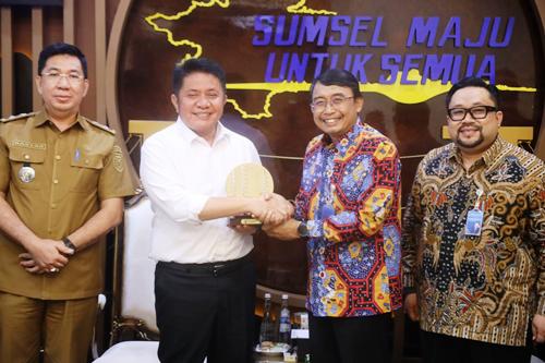 Audiensi Dirut Baru PT Pusri, Gubernur Herman Deru Tekankan Pentingnya Distribusi Pupuk untuk Pertanian Sumsel