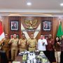 Sekda Sumsel Edward Candra Pimpin Rapat Bahas Percepatan Serah Terima Rusun Pekerja Palembang