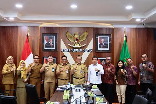 Sekda Sumsel Edward Candra Pimpin Rapat Bahas Percepatan Serah Terima Rusun Pekerja Palembang