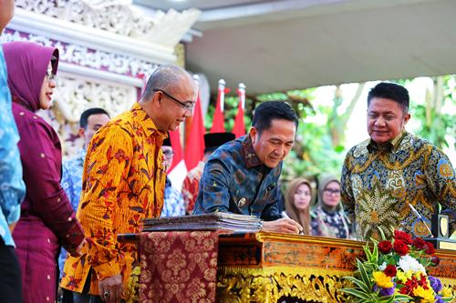 Walikota Palembang Tandatangani MoU dengan BPS Palembang