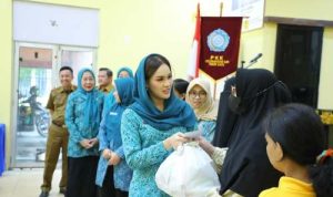 Cegah Stunting, Putri Azizah Bagikan Makanan Tambahan untuk Ibu Hamil