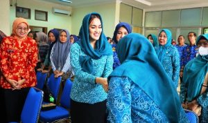 TP-PKK Palembang Gencar Tekan Stunting, Bagikan PMT di Kecamatan Seberang Ulu 2