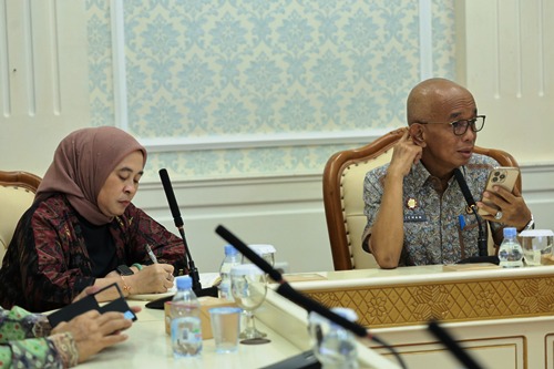 Ketua TP PKK Palembang Masuk Nominasi DPD Award 2025 Bidang Ekonomi Kreatif: Kampanye UMKM Naik Kelas Jadi Sorotan Nasional