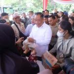 Wagub Cik Ujang Buka Operasi Pasar Murah, Tegaskan Komitmen Pemerintah Kendalikan Harga Pangan