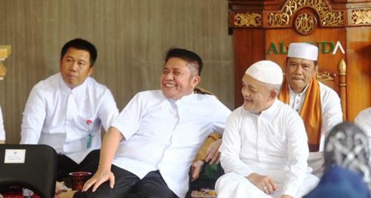 Gubernur Herman Deru Ajak Umat Teladani Akhlak Nabi Muhammad SAW di Peringatan Maulid
