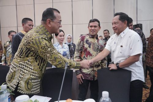 Sekda Sumsel Edward Candra Hadiri Rakor Pemerintahan se-Sumatera Bahas Kamtibmas dan Arahan untuk Kepala Daerah
