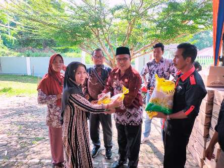 Benteng Ekonomi Rakyat: Gerakan Pangan Murah Ringankan Beban Warga Muba