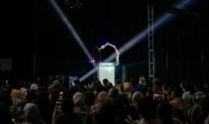 Tonggak Sejarah Medis Tanah Air: Robot Bedah Otak Pertama di Indonesia Hadir di Siloam Hospitals. Foto : viralsumsel.com