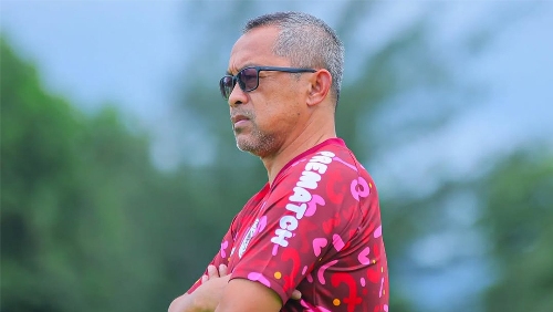 Aji Santoso Resmi Comeback, PSPS Pekanbaru Siap Bangkit di Pegadaian Championship 2025/26