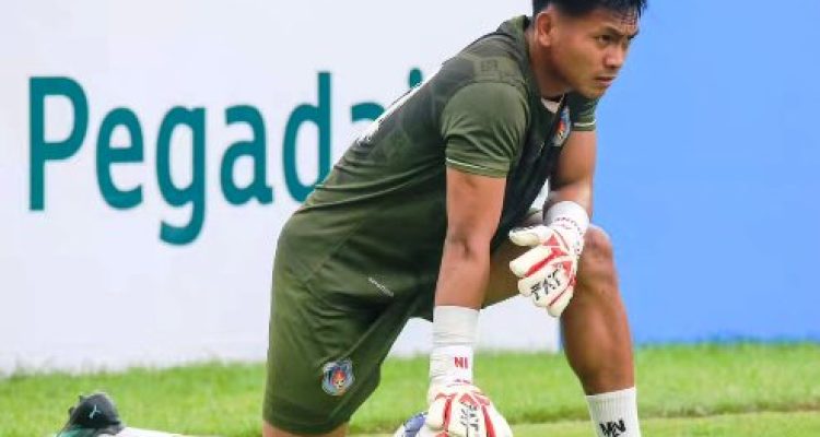 Debut Manis! Panggih Triatmojo Penjaga Gawang asal Mura Catat Clean Sheet Saat Sumsel United Taklukkan Persekat Tegal