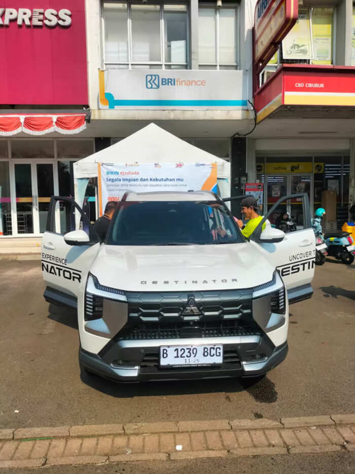 BRI Finance Perkuat Pipeline Jaringan Penjualan di Cibubur. Foto : viralsumsel.com