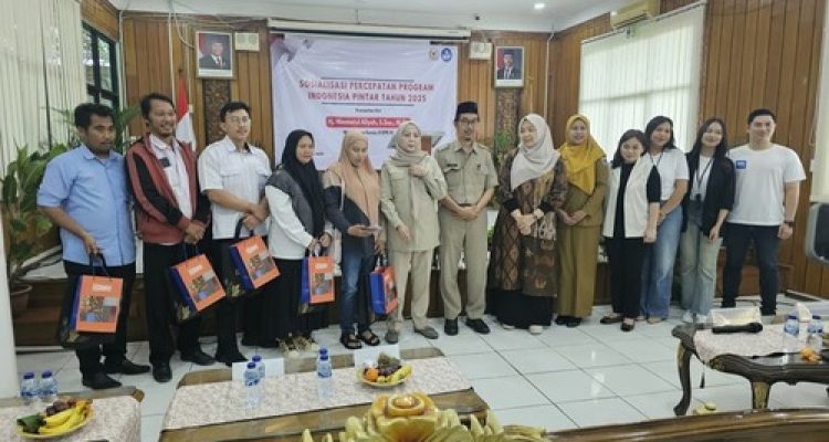 BRI Branch Office Tanah Abang Dukung Kunjungan Kerja Komisi X DPR RI dan Sekretaris Jenderal Kemendikdasmen RI dalam Sosialisasi Program Indonesia Pintar 2025. Sumber : viralsumsel.com