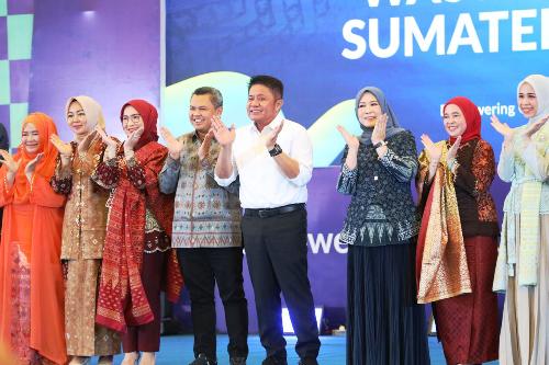 Festival Kreatif Sriwijaya 2025: Herman Deru Dorong Kebangkitan Wastra dan Ekonomi Kreatif Sumsel