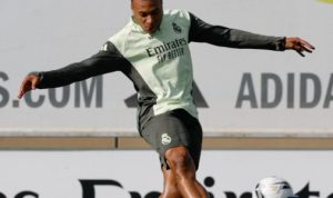 El Clásico Panas di Bernabéu: Real Madrid vs Barcelona Sama-sama Kehilangan Pilar Utama El Clásico Panas di Bernabéu: Real Madrid vs Barcelona Sama-sama Kehilangan Pilar Utama