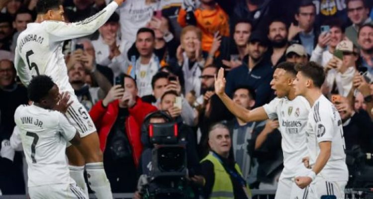 El Clásico Panas! Madrid Tekuk Barcelona 2-1, Pedri Kartu Merah, Lunin Diusir Usai Laga