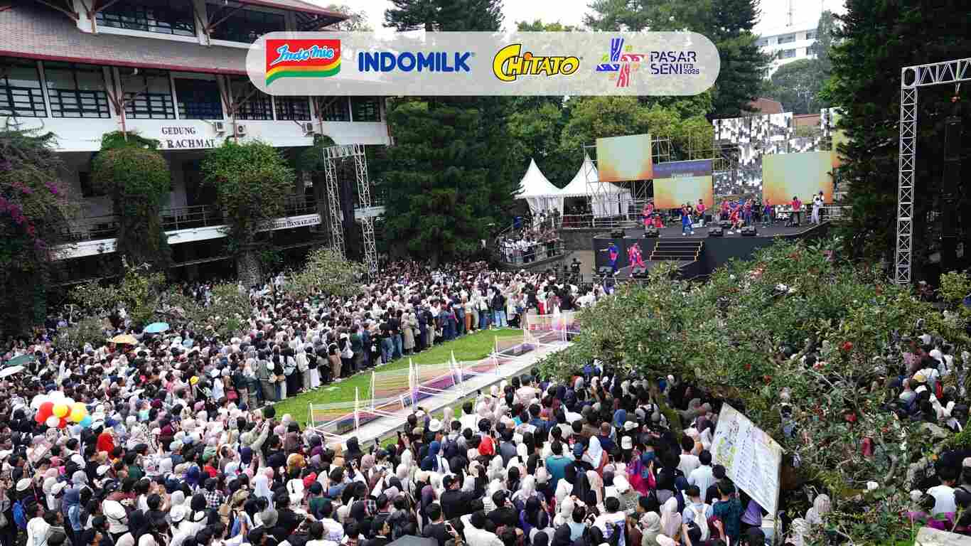 Merayakan Kreativitas! Indofood dan Pasar Seni ITB 2025 “Setakat Lekat”
