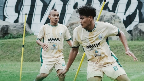 PSSSleman, SuperElangJawa, PegadaianChampionship, Liga2Indonesia, PerselaLamongan, SepakBolaNasional, SlemanFans