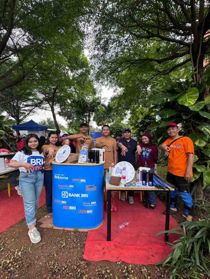 BRI KCP Pramuka Berpartisipasi dalam Kegiatan Tahunan “Mancing Mania” Bersama Manajemen Green Pramuka. Foto: viralsumsel.com