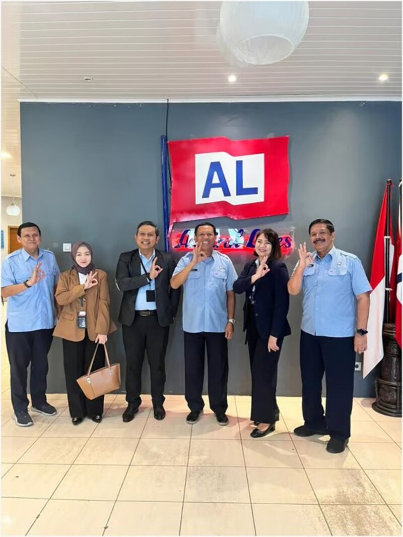 Perkuat Silaturahmi dan Kerja Sama Strategis Admiral Line Rayakan HUT ke-59 Bersama BRI Branch Office KemayoranRegion 6Jakarta 1. Foto: viralsumsel.com