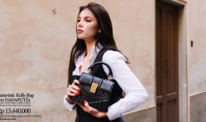 Tas Kelly futuristik oleh merek Sisilia Dadaputia. Foto : viralsumsel.com
