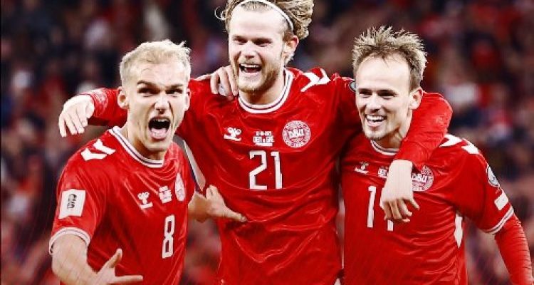 Denmark Taklukkan Yunani 3-1, Hojlund Bersinar, Damsgaard Pastikan Dominasi di Grup C