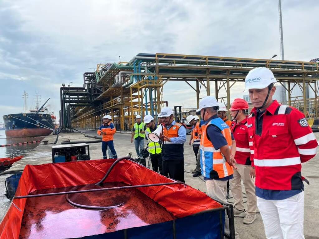 Tingkatkan Kesiapsiagaan, Pelindo Multi Terminal Branch Belawan Gelar Drill Oil Spill Response (OSR). Foto: viralsumsel.com Tingkatkan Kesiapsiagaan, Pelindo Multi Terminal Branch Belawan Gelar Drill Oil Spill Response (OSR). Foto: viralsumsel.com