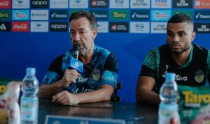 Van-Gastel-Sebut-Persik-Lawan-yang-Sulit-Ditaklukkan PSIM Yogyakarta Siap Hadapi Persik Kediri, Van Gastel Waspadai Taktik Lawan di Pekan ke-11 BRI Super League