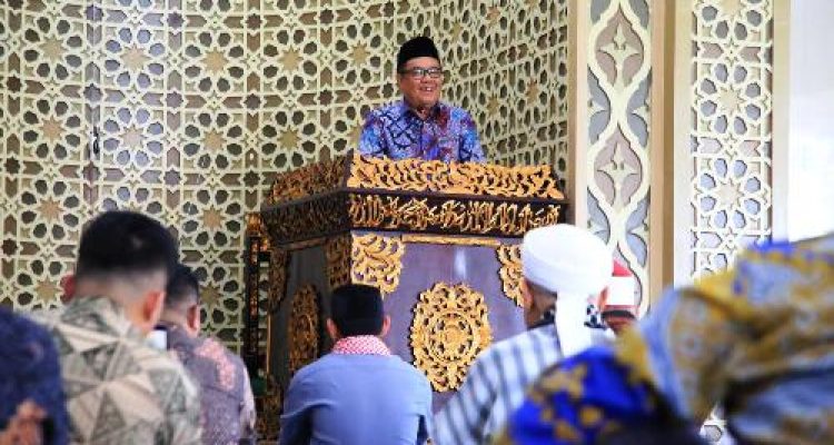 Cik Ujang Inisiasi Safari Sholat Jumat untuk Meningkatkan Komunikasi dengan Masyarakat