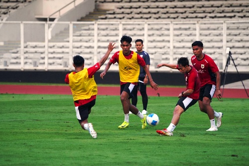 Timnas Indonesia U-23 Jalani Dua Laga Uji Coba Kontra India di Stadion Madya, Tiket Dijual Mulai Rp50 Ribu