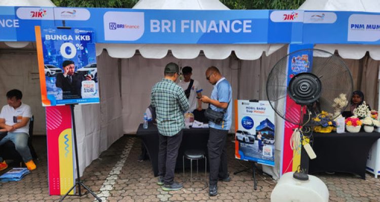 BRI Finance Hadirkan Promo di Pasar Keuangan Rakyat di Medan. Foto : viralsumsel.com