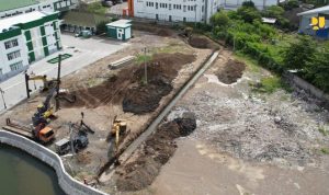Tangani Banjir Kaligawe-Sayung, Kementerian PU Bangun Sodetan Darurat Sepanjang 227 Meter dan Tambah Kapasitas Pompa. Foto: viralsumsel.com Tangani Banjir Kaligawe-Sayung, Kementerian PU Bangun Sodetan Darurat Sepanjang 227 Meter dan Tambah Kapasitas Pompa. Foto: viralsumsel.com