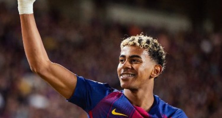 Barcelona Bangkit! Lamine Yamal, Ferran Torres, dan Rashford Antar Blaugrana Tundukkan Elche 3-1