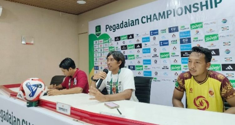 Budi Sudarsono Akui Fisik Jadi Pekerjaan Rumah Utama Sriwijaya FC di Pegadaian Championship 2025/26